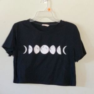 Moon graphic crop tee